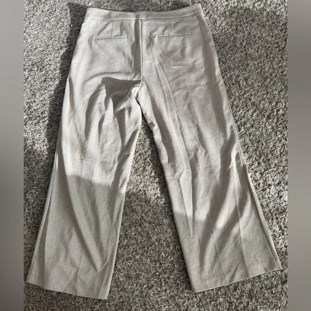 Rachel Zoe Light Gray Cropped Wide-Leg Pants - Picture 2 of 4